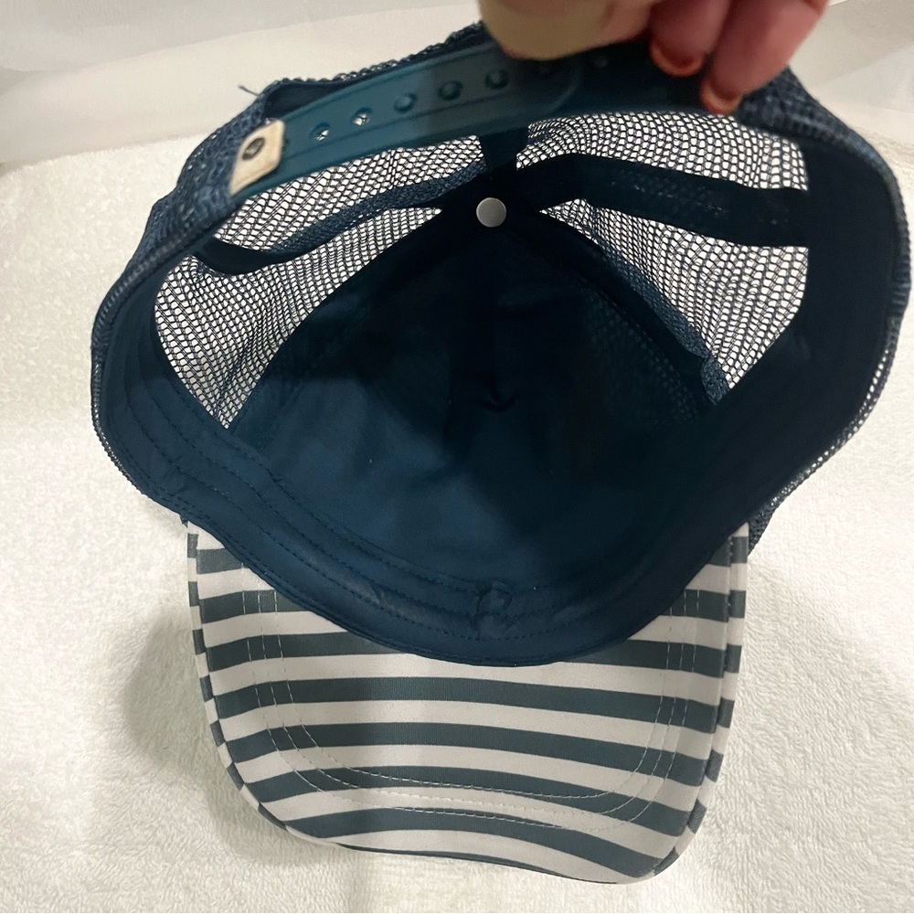 Ladies Roxy cap floral OS - Picture 4 of 4